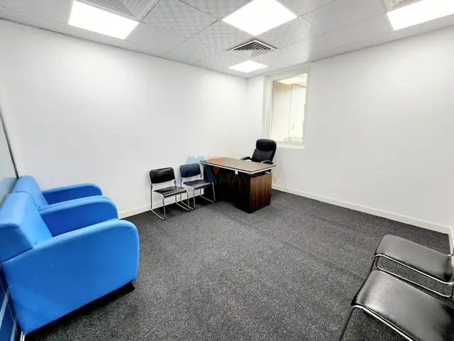 Appealing Office Space | No Monthly Bills - 1