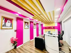 Elegant Workspace w/ Premium Features