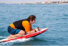 Dubai Efoil Surf: Glide The Waves