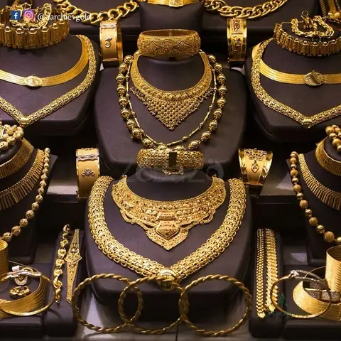 Elegant Gold Jewelry for Women | Shop Exquisite Accessories - 1