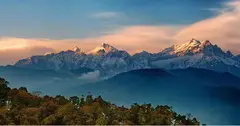 Travel Zuluk, the abode of clouds in Sikkim with Adorable Vacation