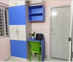 Raksha Stays PG for Ladies