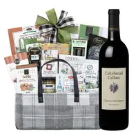 Buy online Christmas Wine Basket - Free Delivery