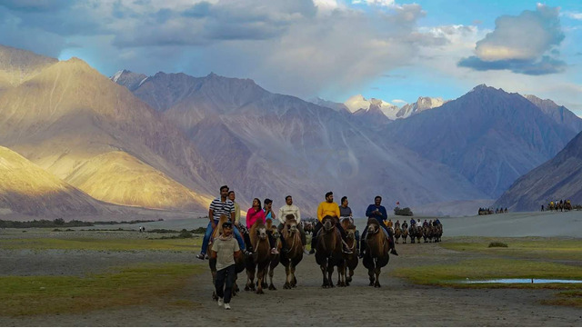 23 Leh Ladakh Tour Packages - Upto 30% OFF - 1